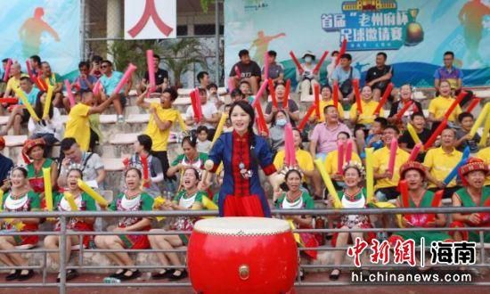 其实，乌曼在不在场并不重要。